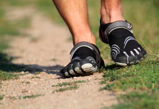 The Barefoot Debate: Chiropractor & Elite Athlete Weighs In